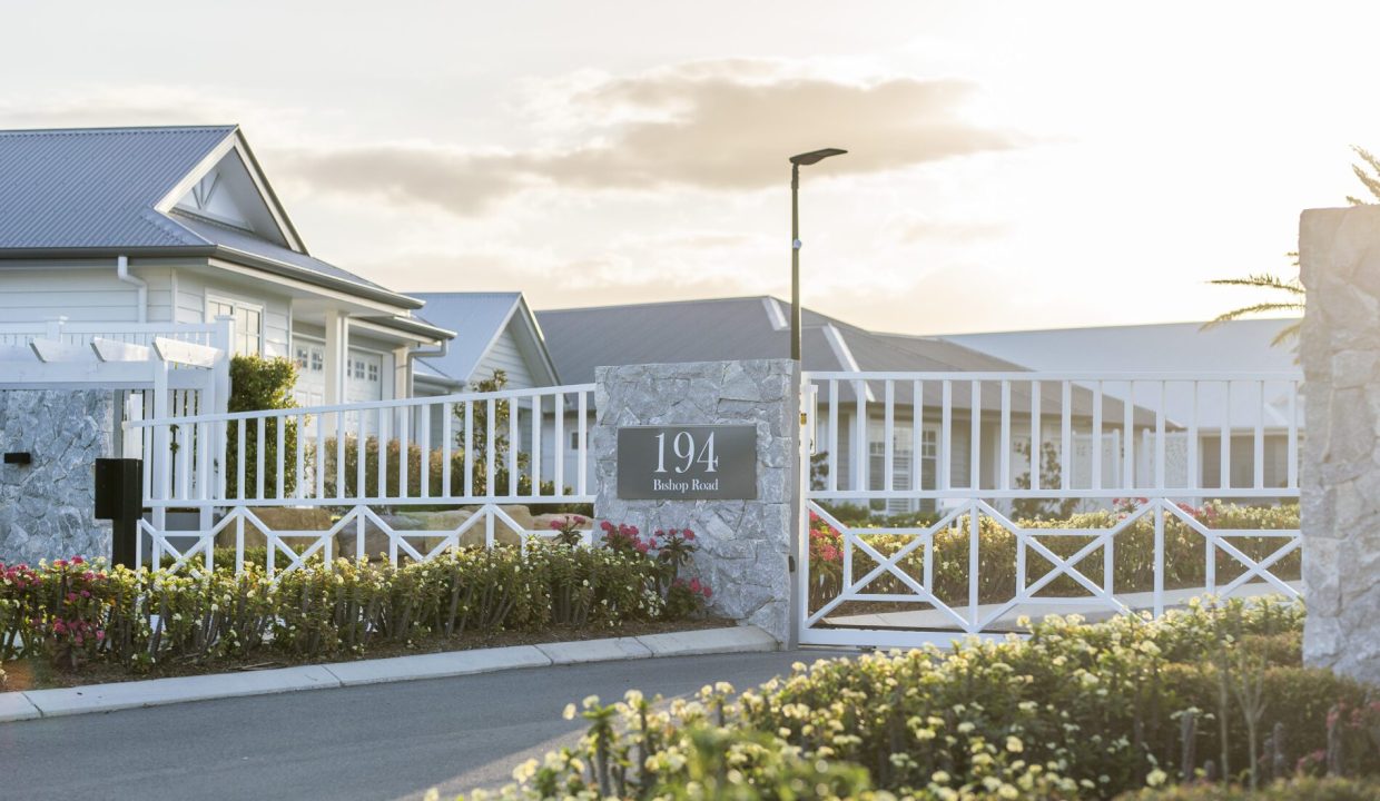 Beachmere Bay Front Entrance