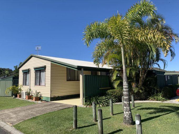 Burleigh Town Lifestyle Community house