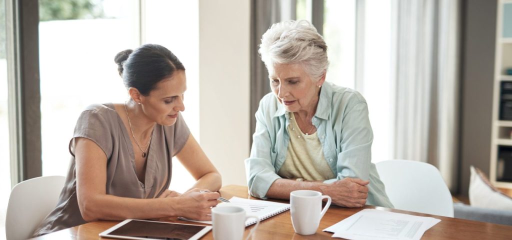 Financial consultation before moving into the retirement village